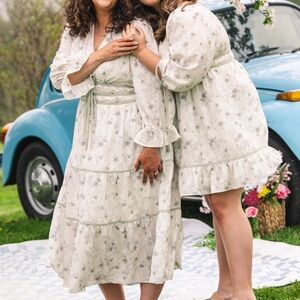 Elegant Long Sleeve Floral Dress